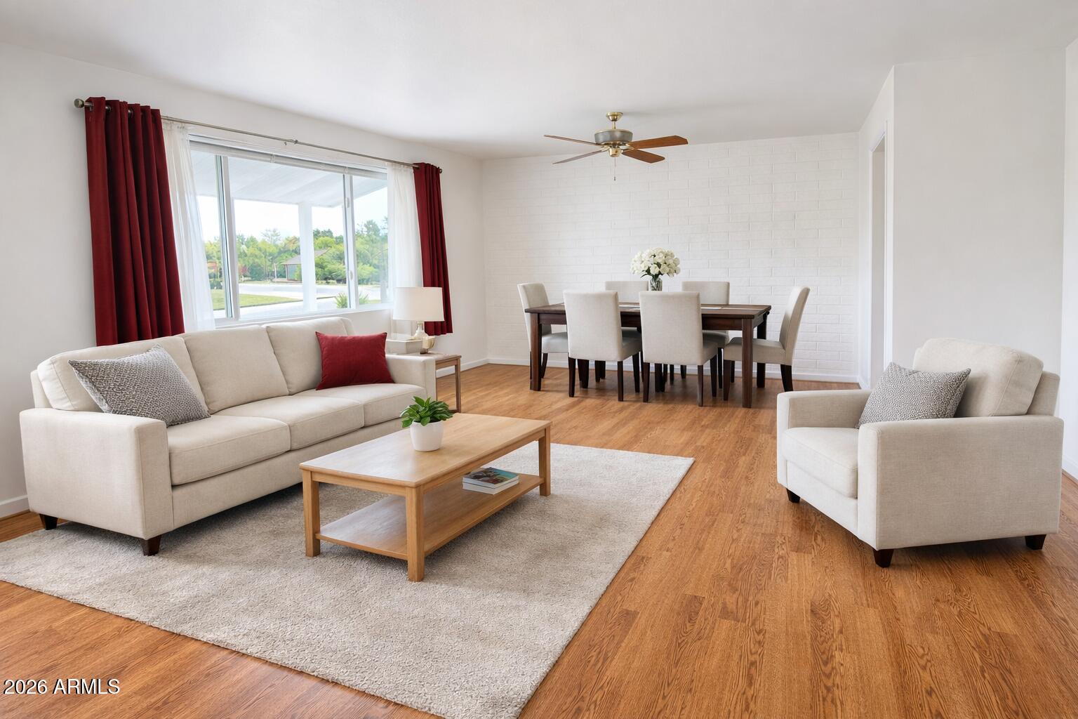 10136 W DESERT HILLS Drive