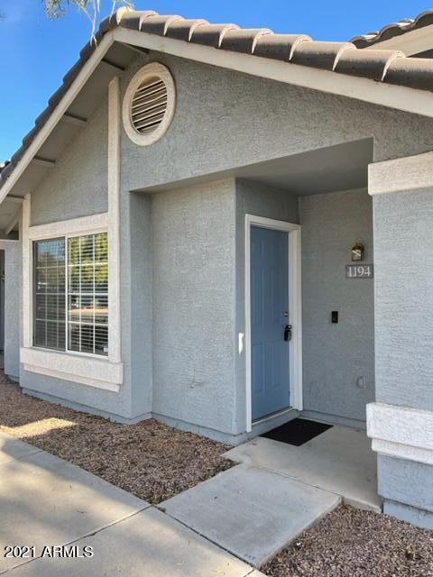 860 N MCQUEEN Road 1194