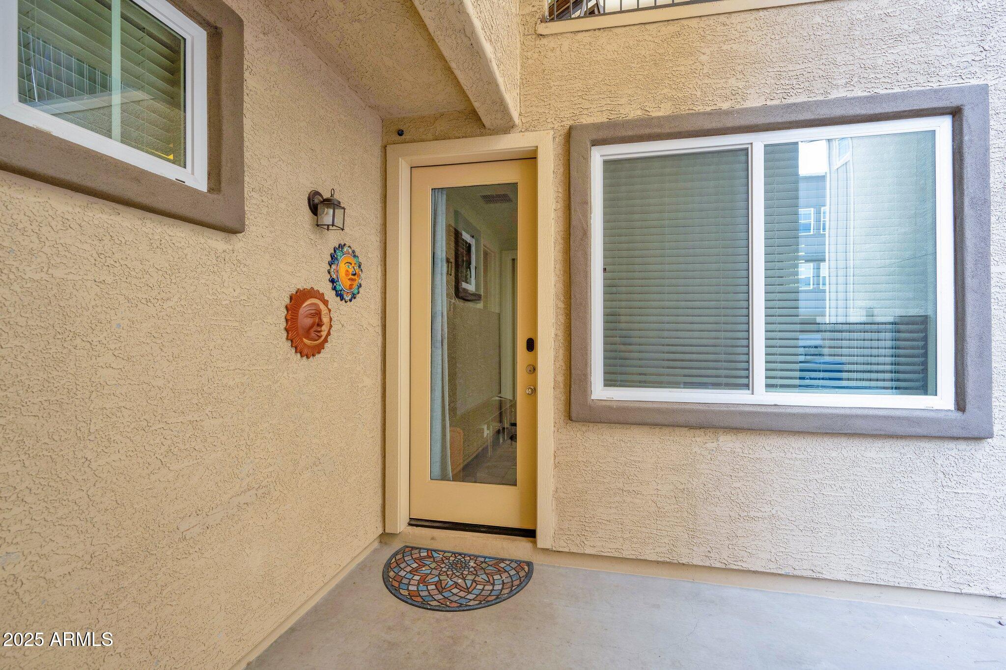 612 W FLINTLOCK Way