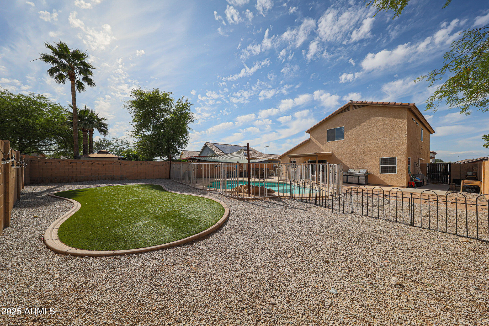 12513 W DREYFUS Drive