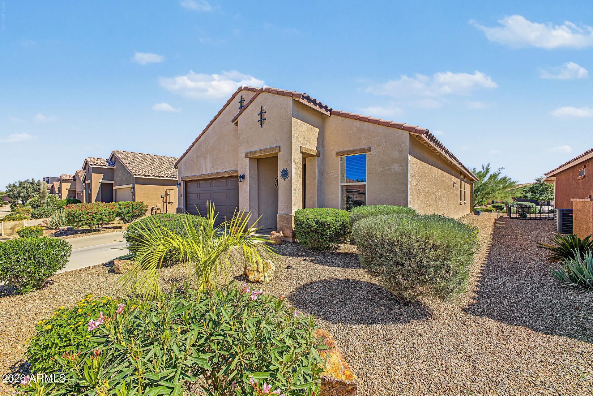 546 N RAINBOW Way