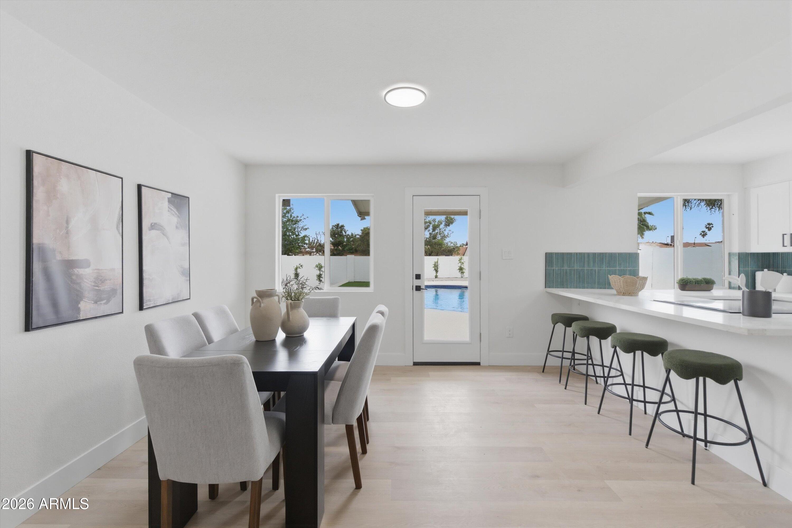 2211 W WINDROSE Drive