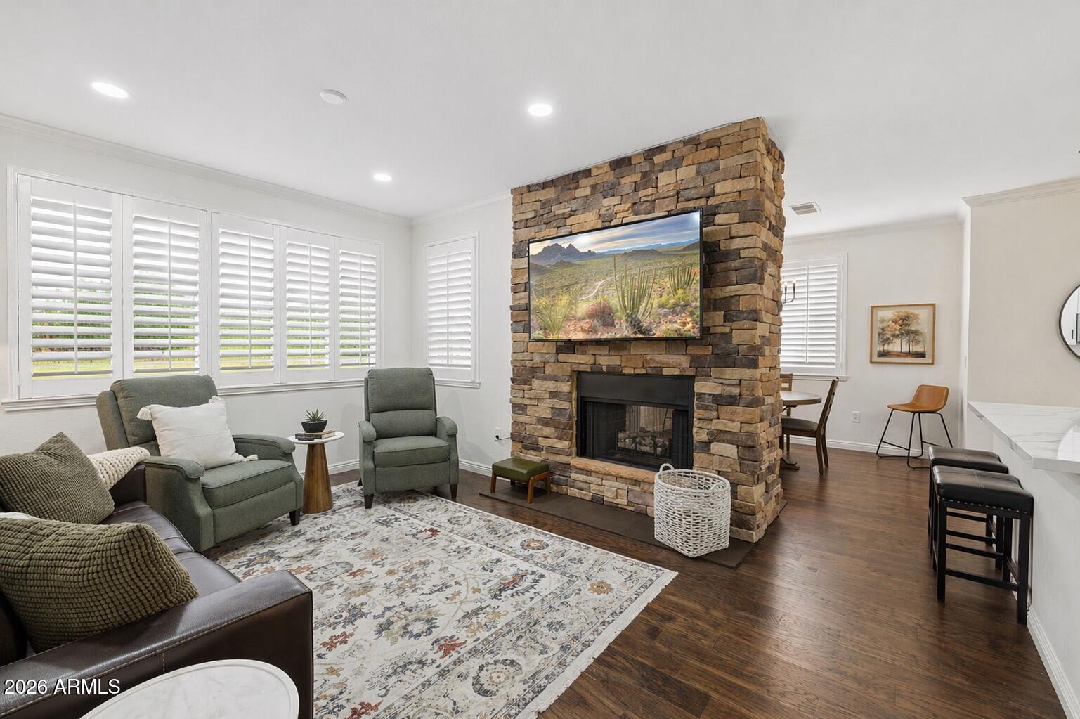 7009 E Acoma Drive 1168