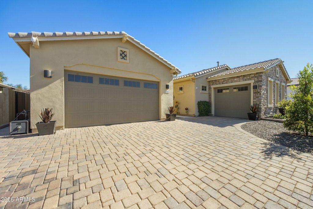 Photo of 5047 S Ellesmere Street, Gilbert, AZ 85298 (MLS # 6972980)