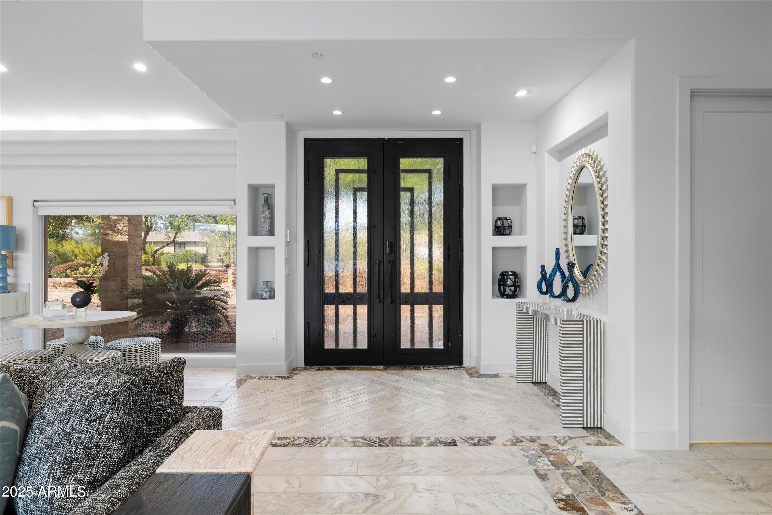 8139 E DESERT COVE Avenue