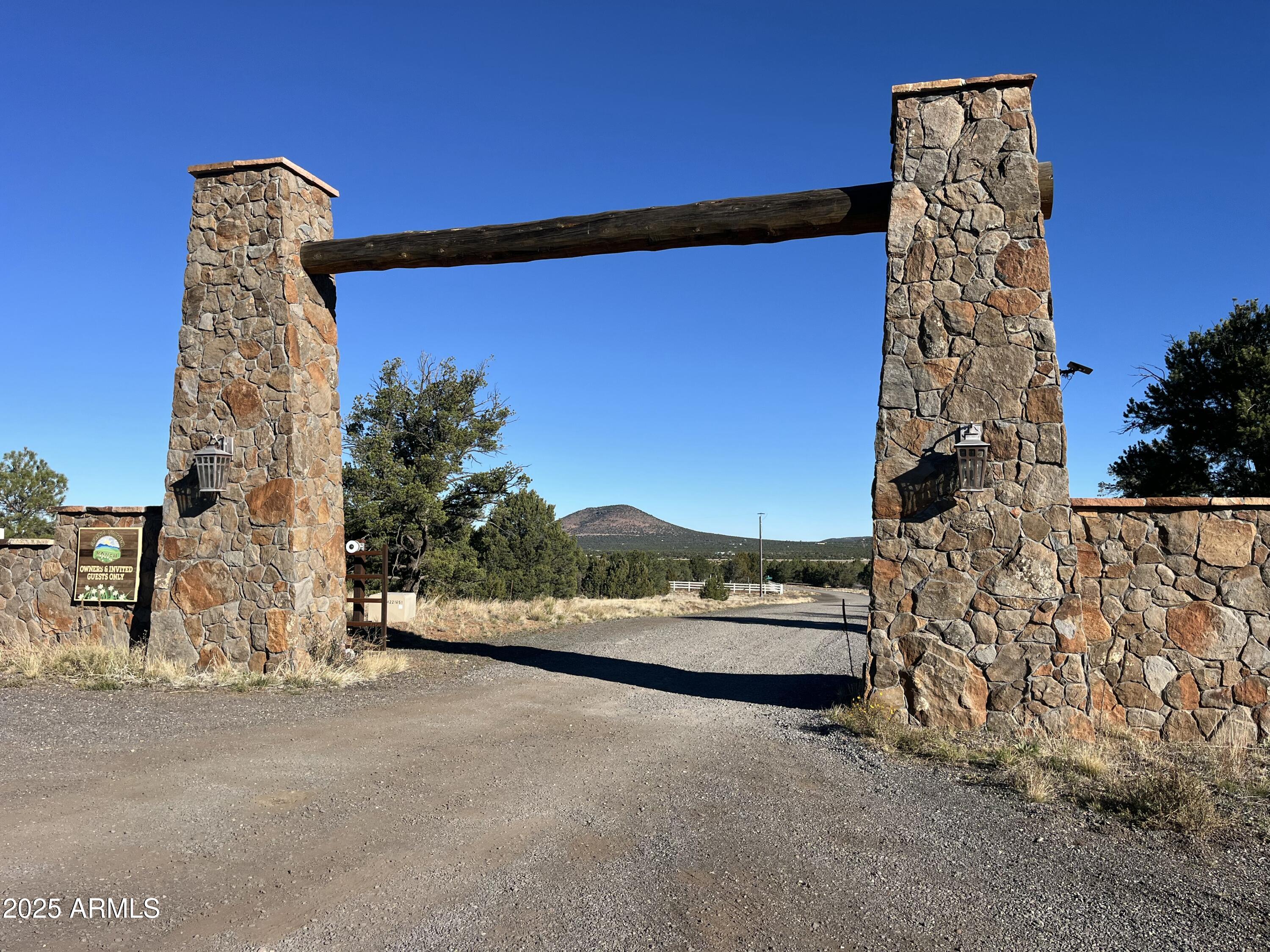 Homes for Sale in Queen Creek Arizona 2 7065 TULIP Trail 9