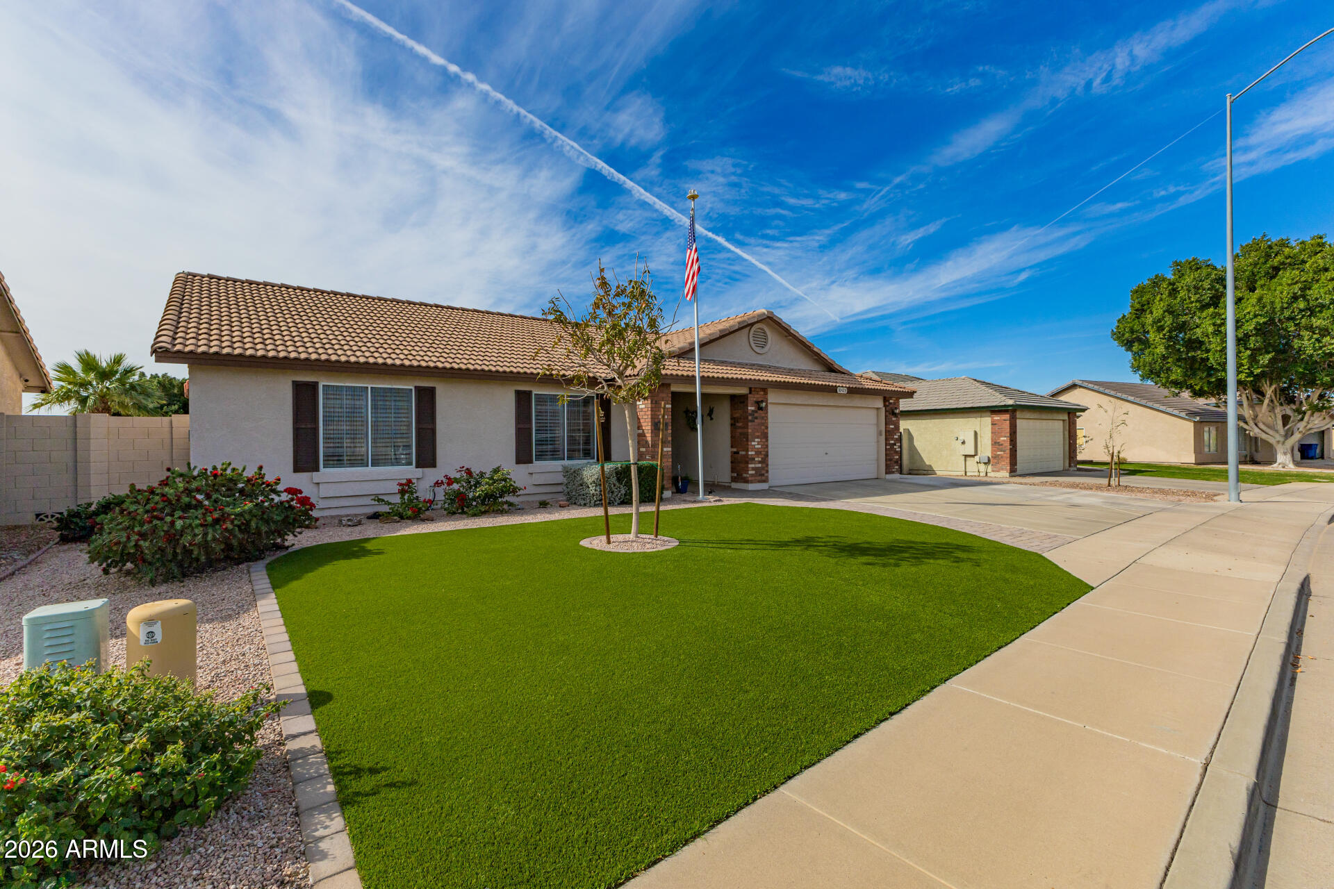 10423 E Crescent Avenue