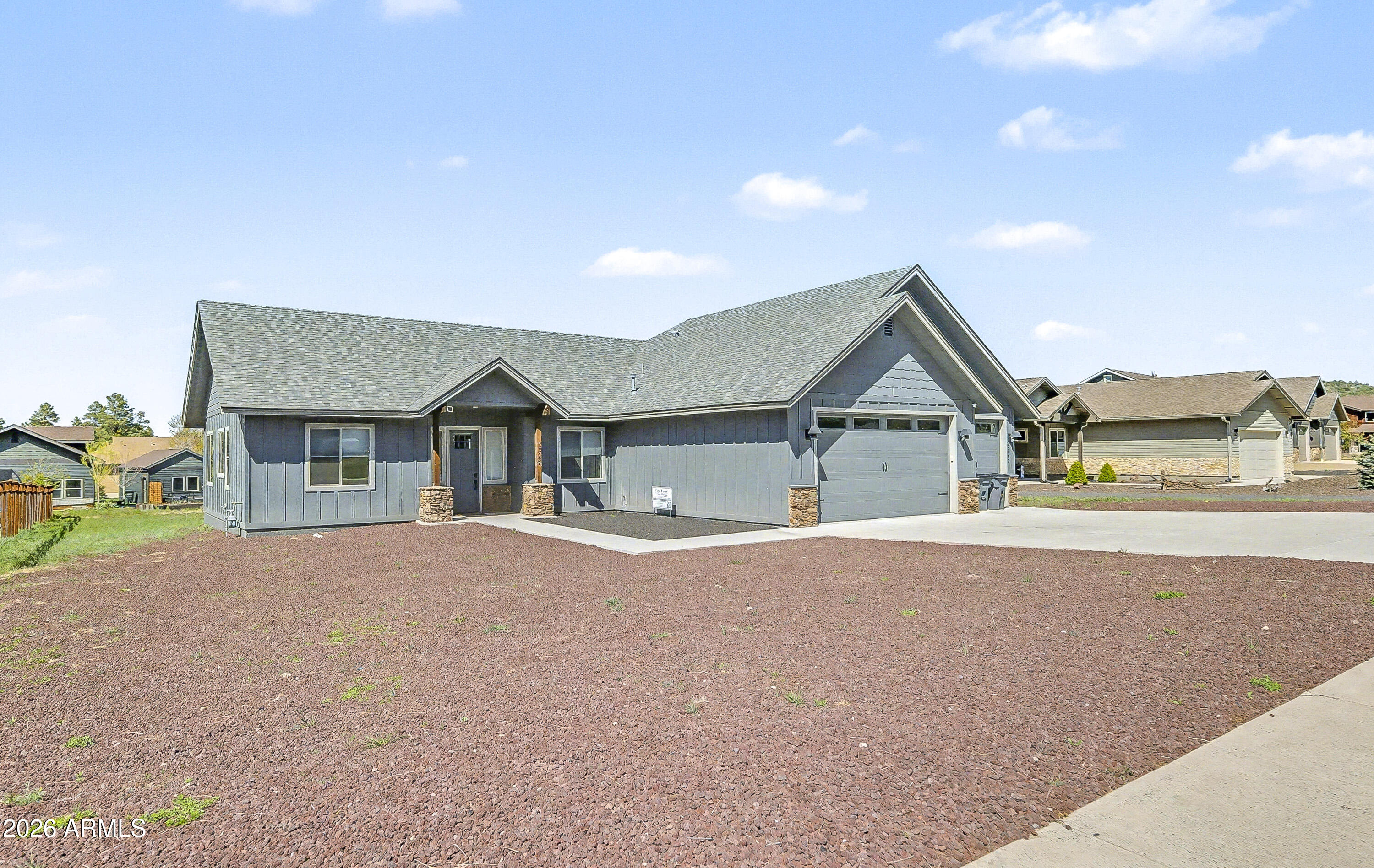 2762 W Highland Meadows Drive