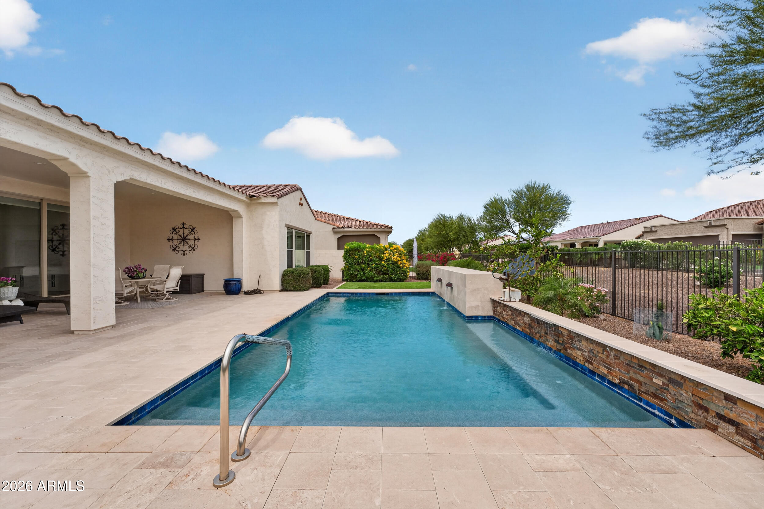 PEBBLECREEK PHASE 2 UNIT FIFTY-SEVEN - Residential