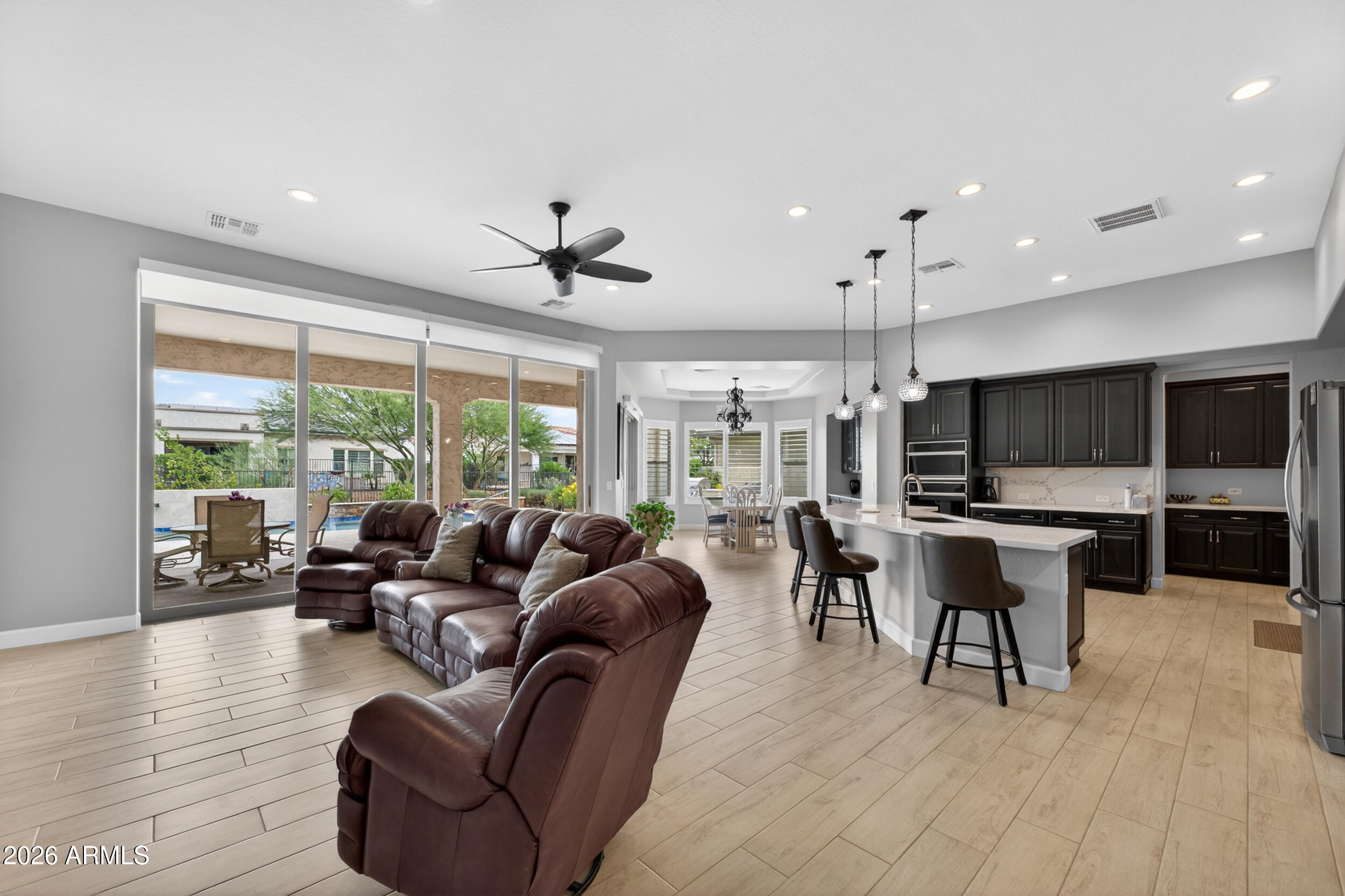 PEBBLECREEK PHASE 2 UNIT FIFTY-SEVEN - Residential