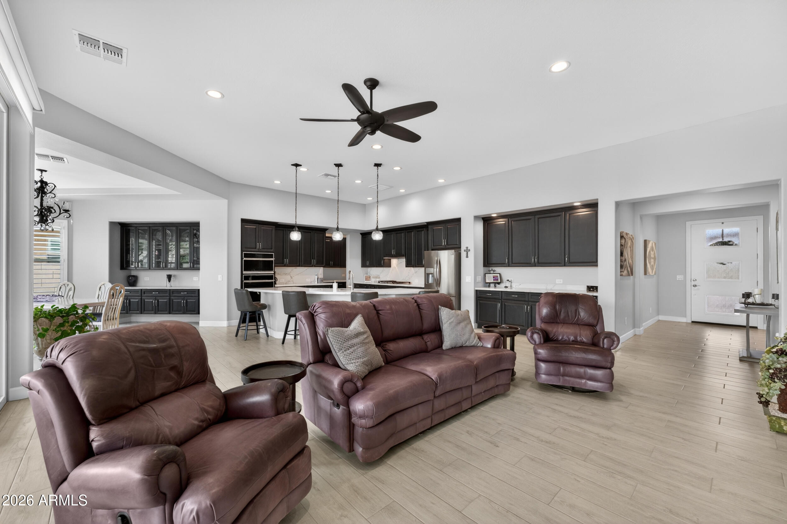 PEBBLECREEK PHASE 2 UNIT FIFTY-SEVEN - Residential
