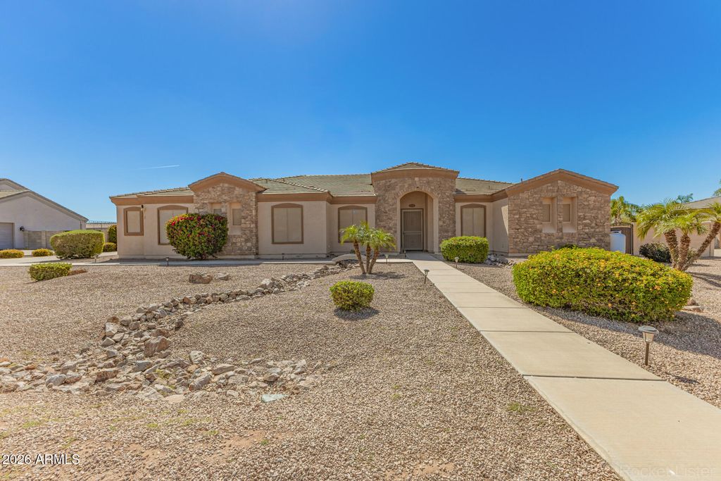 Photo of 5235 E Lonesome Dove Trail, San Tan Valley, AZ 85140 (MLS # 6997477)