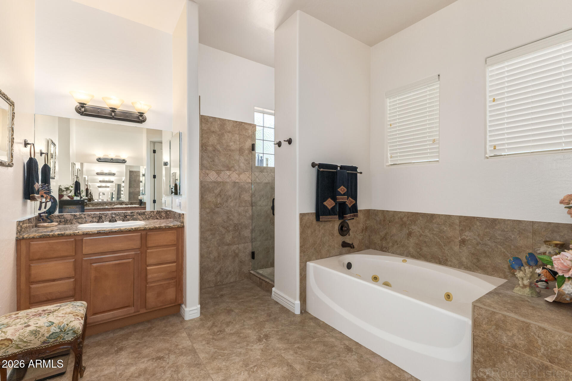 COMM @ W 1/4 COR OF SEC 2-3S-8E TH E-100.00 TH N-5 - Residential