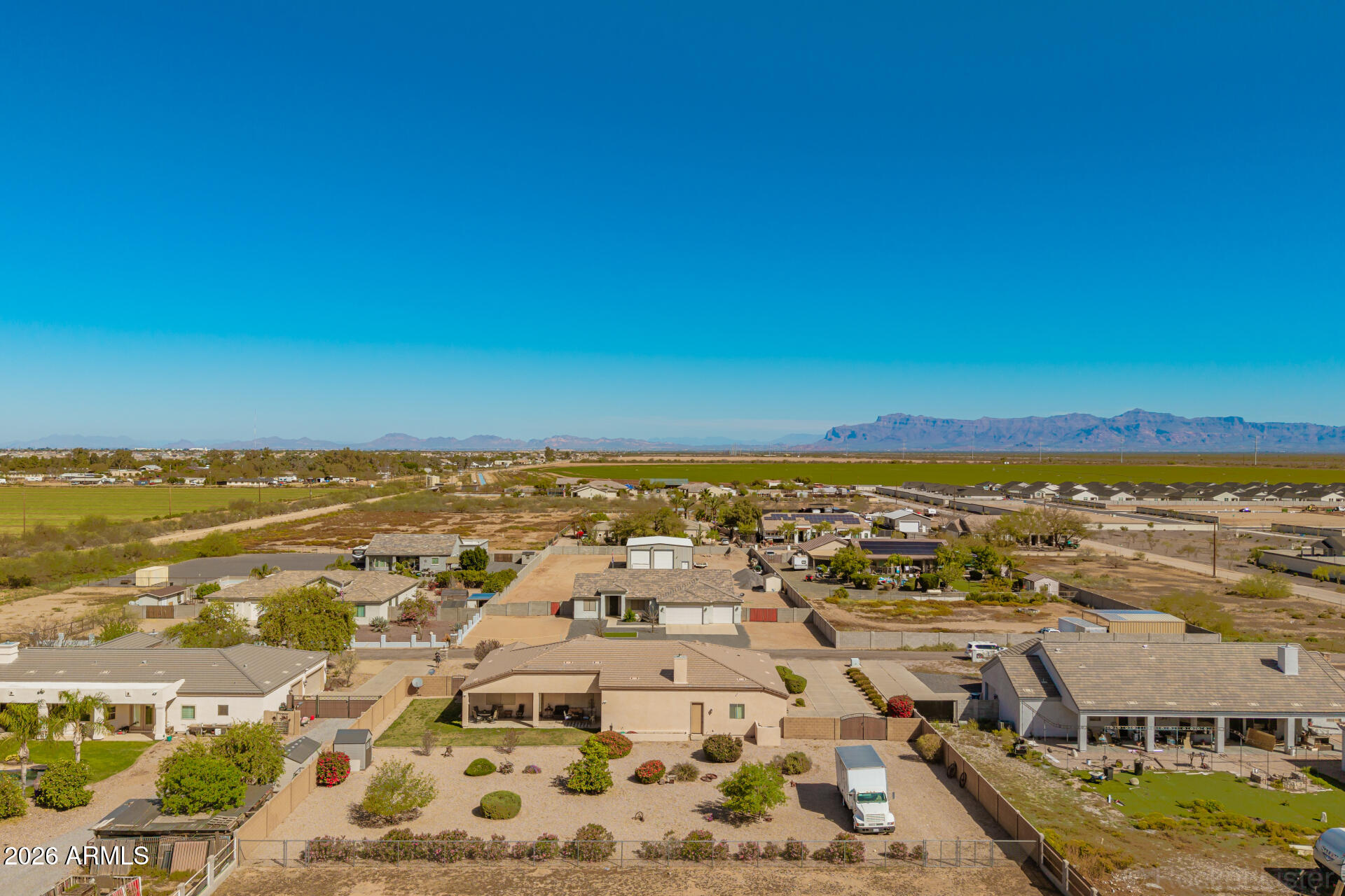 COMM @ W 1/4 COR OF SEC 2-3S-8E TH E-100.00 TH N-5 - Residential