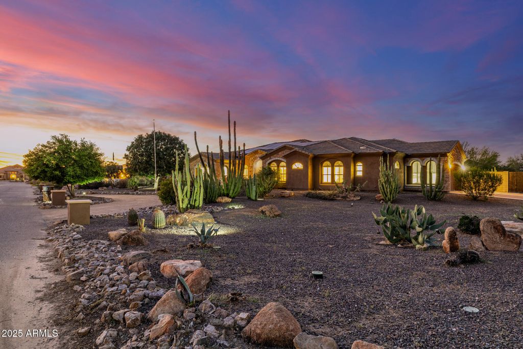 Photo of 20548 E Navajo Drive, Queen Creek, AZ 85142 (MLS # 6943988)