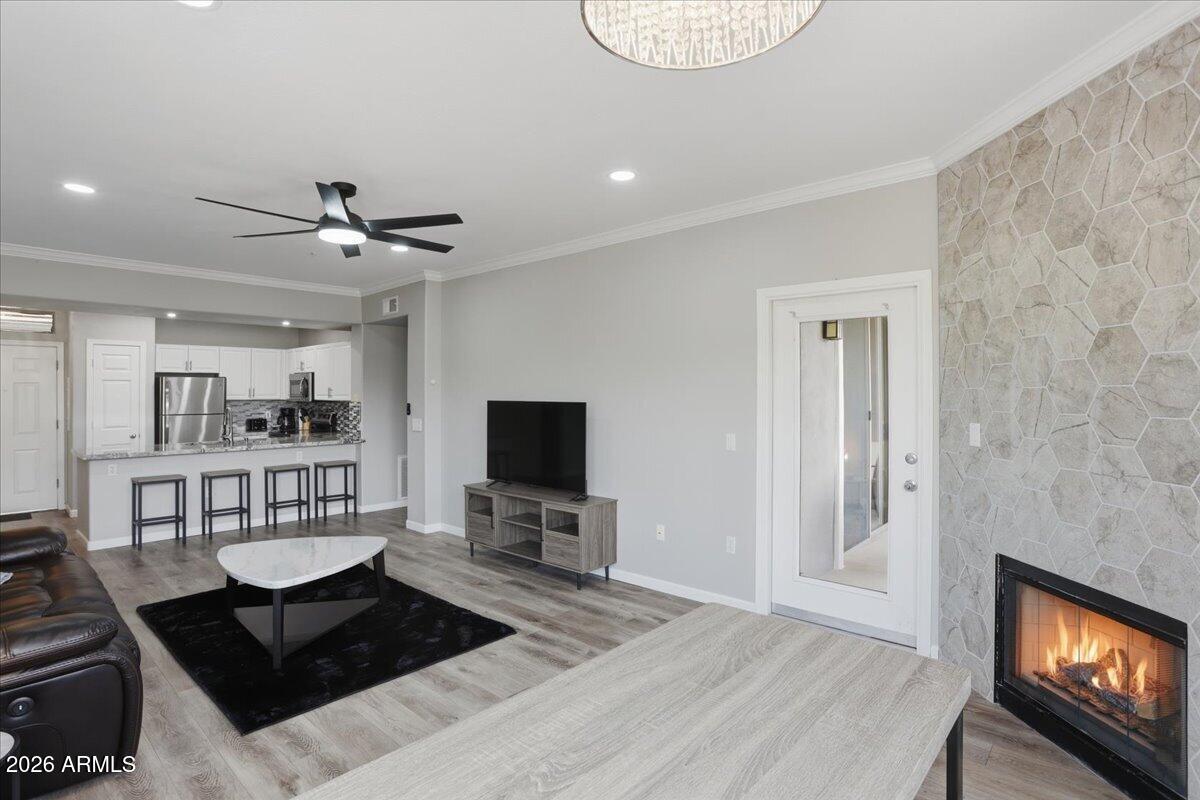 19777 N 76TH Street 2228