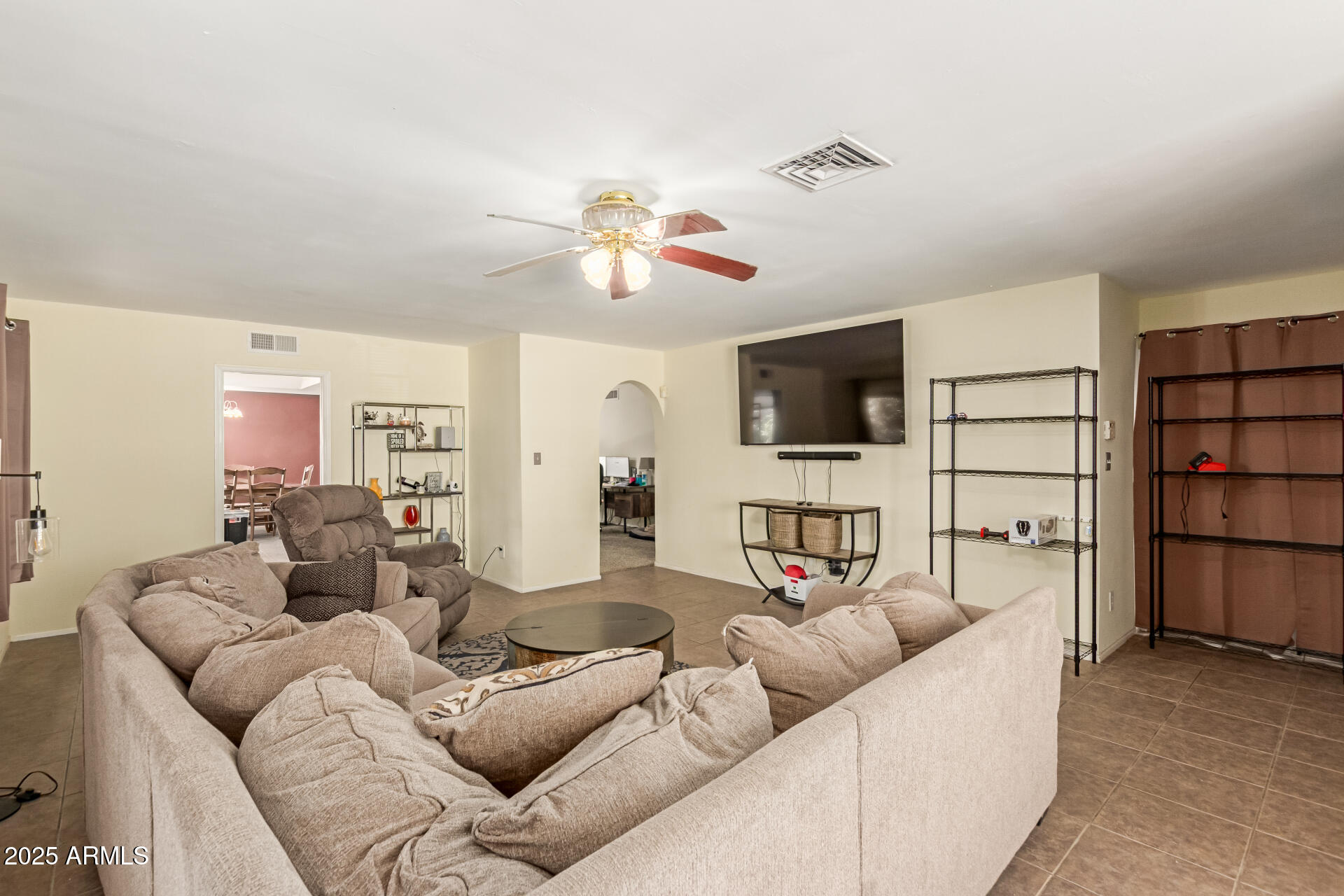 4415 W MORROW Drive