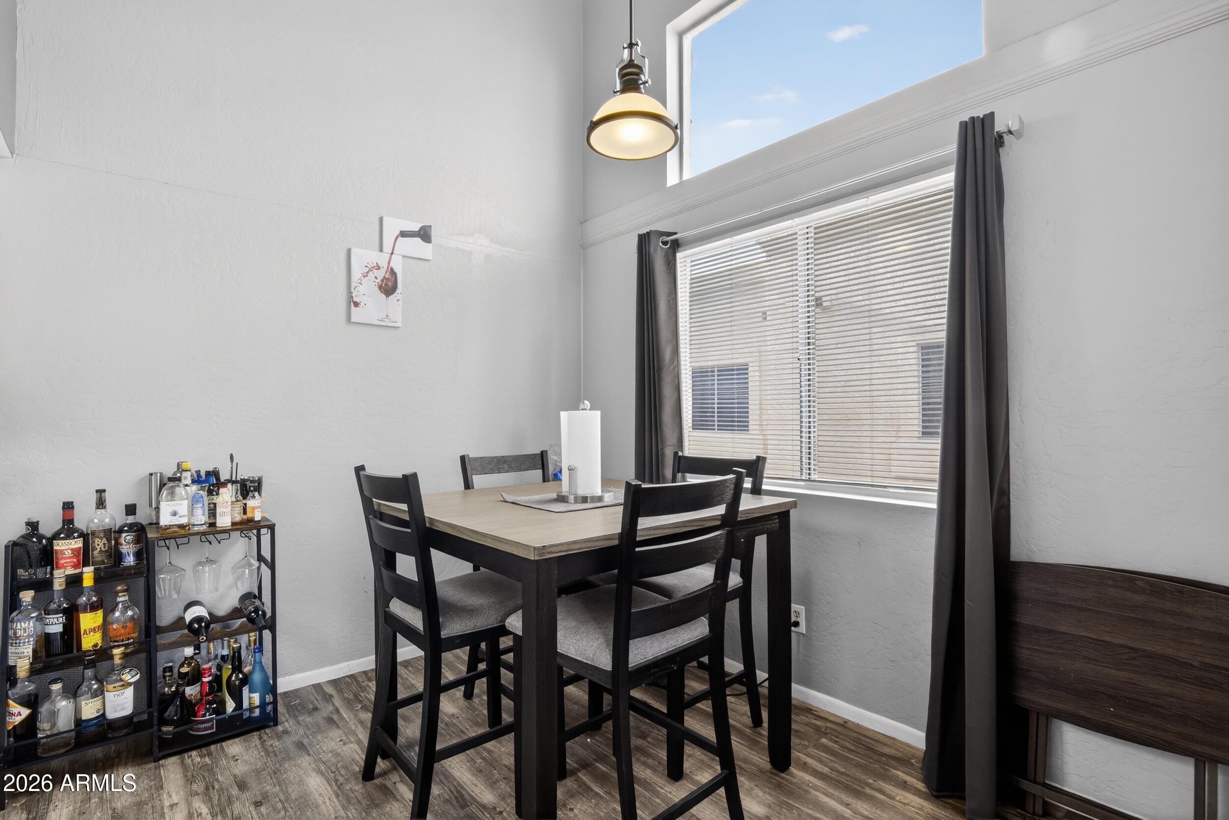 2019 W LEMON TREE Place 1160