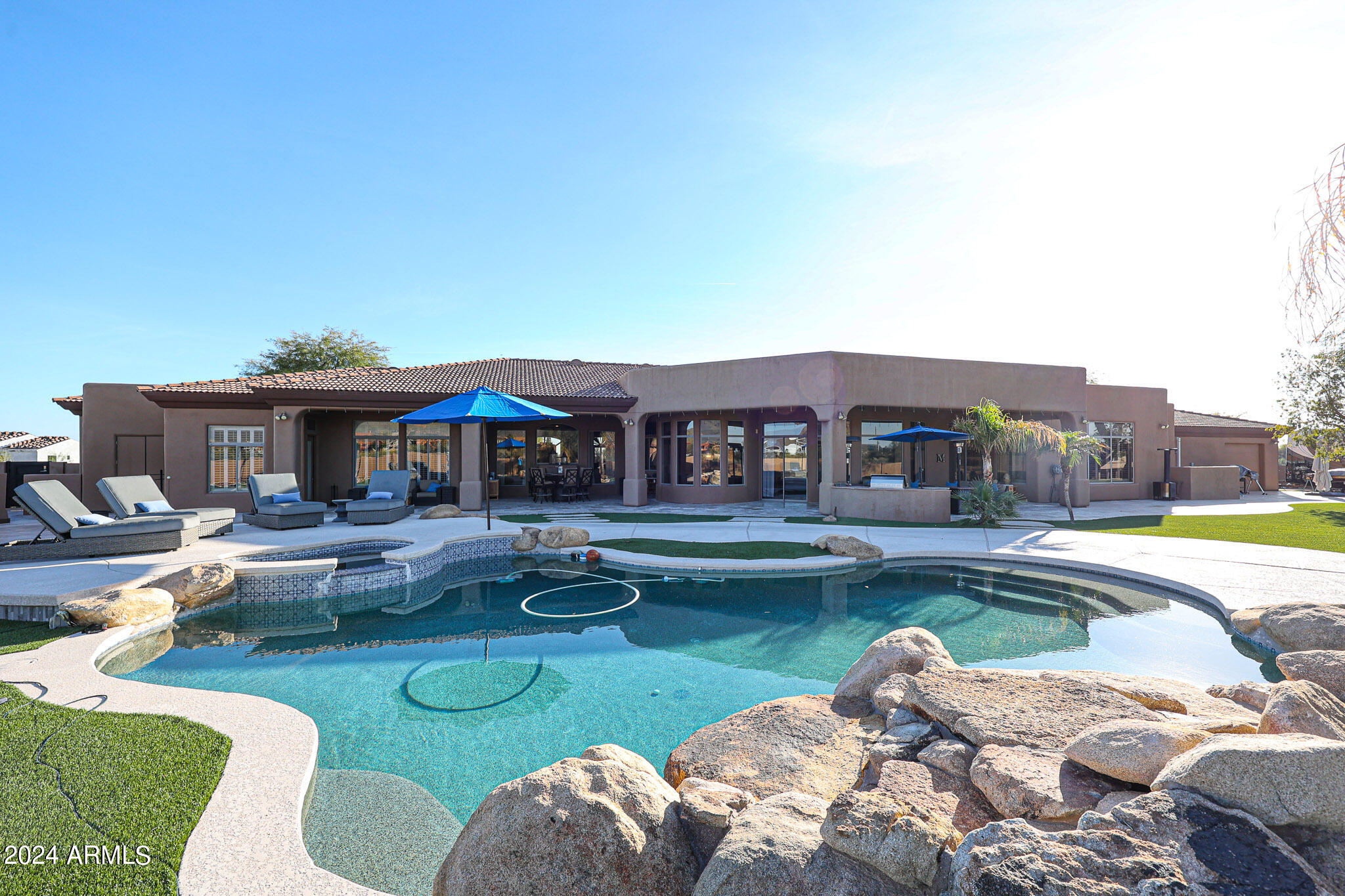Paradise Heights - Residential