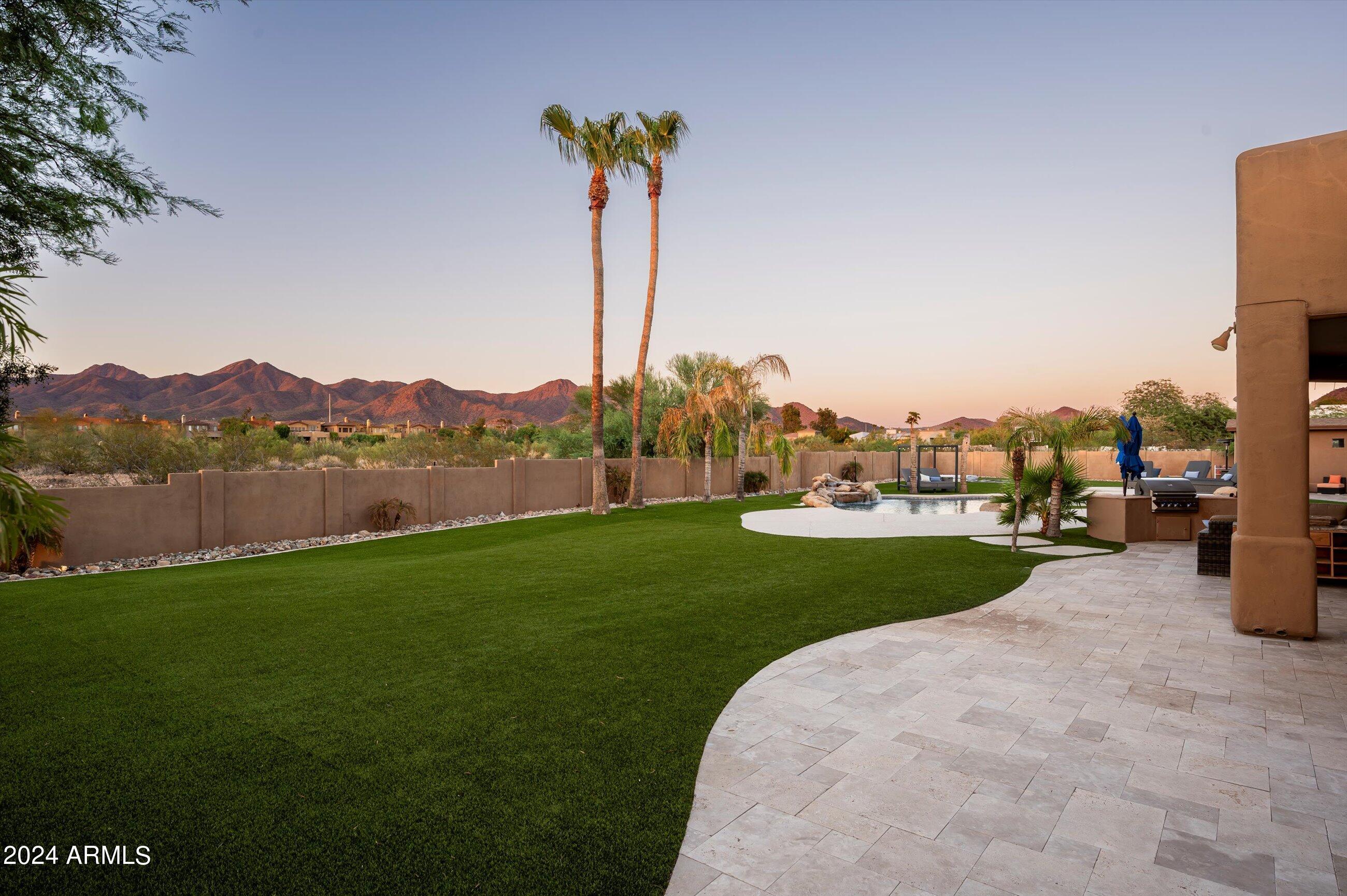Paradise Heights - Residential