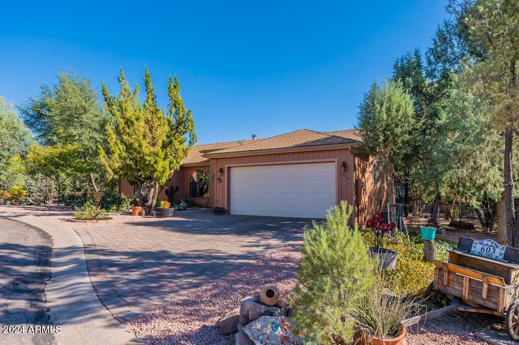 603 E RENO RIDGE Circle