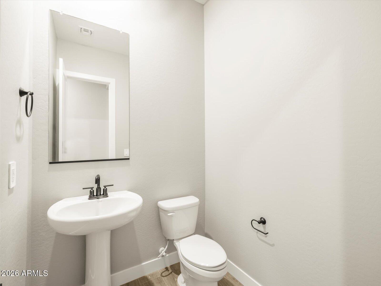 17602 W COLLEGE Drive