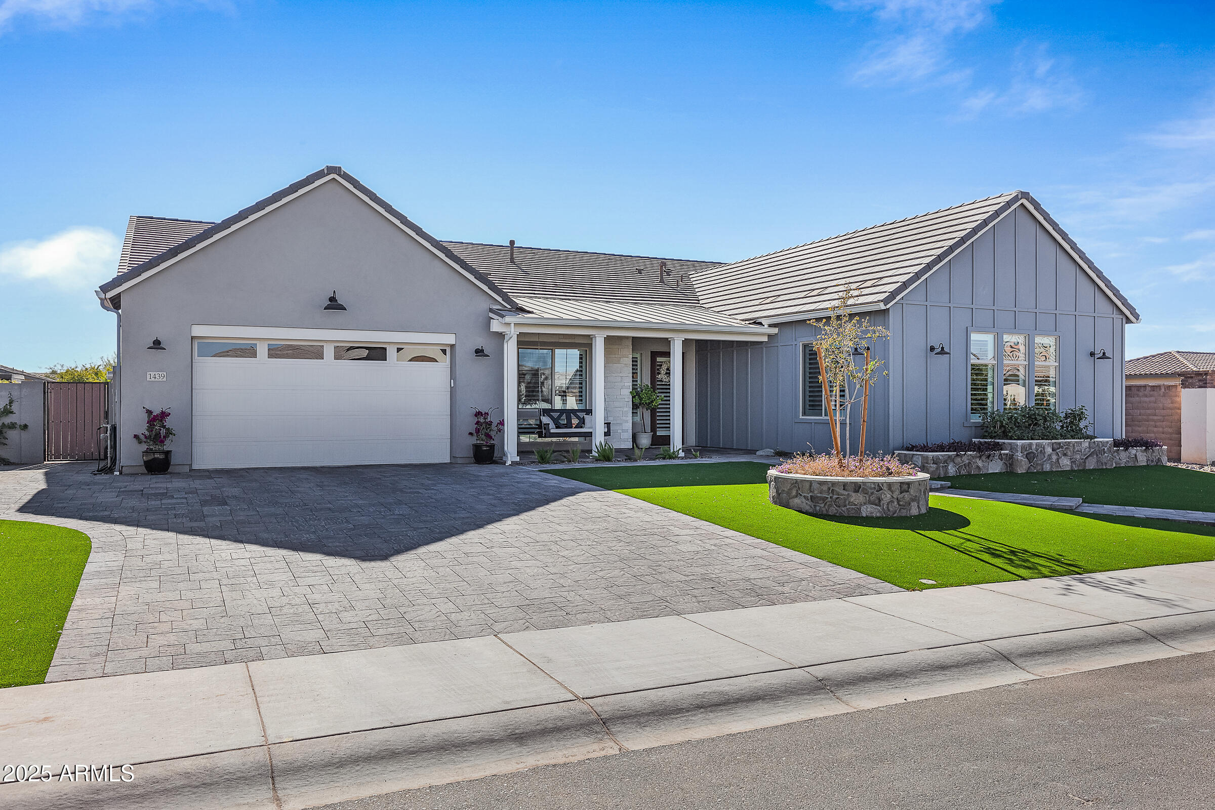 1439 E Mead Drive