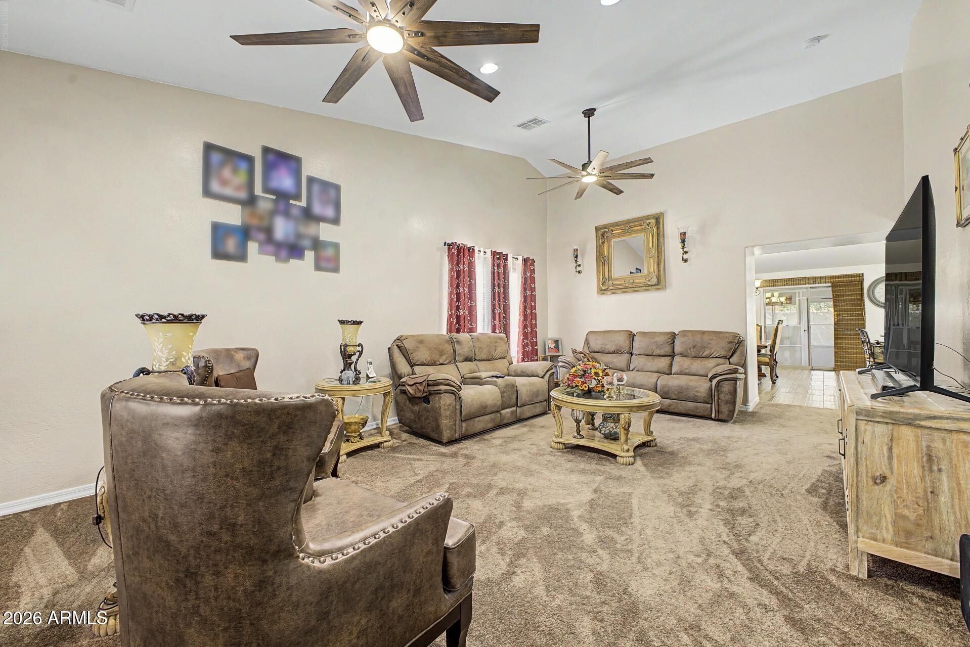 1964 W SAWTOOTH Way