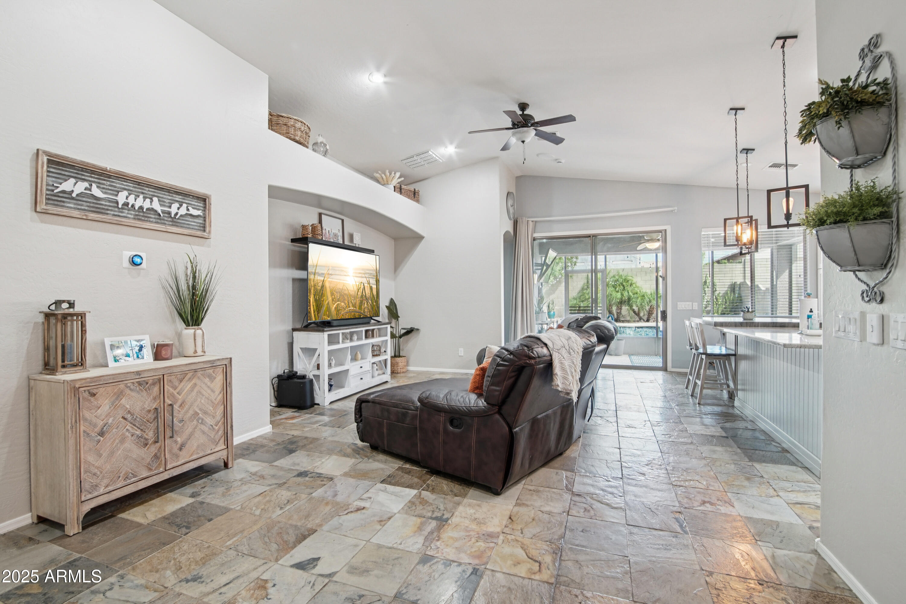 4524 W STONEMAN Drive