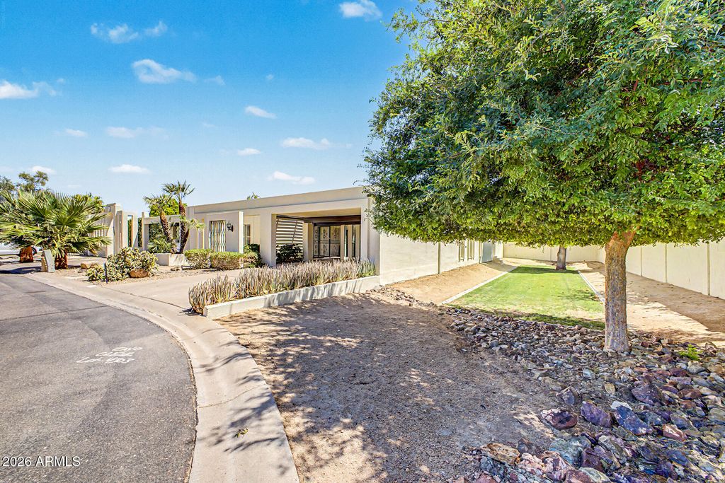 Photo of 4303 E Fairmount Avenue, Phoenix, AZ 85018 (MLS # 7025743)