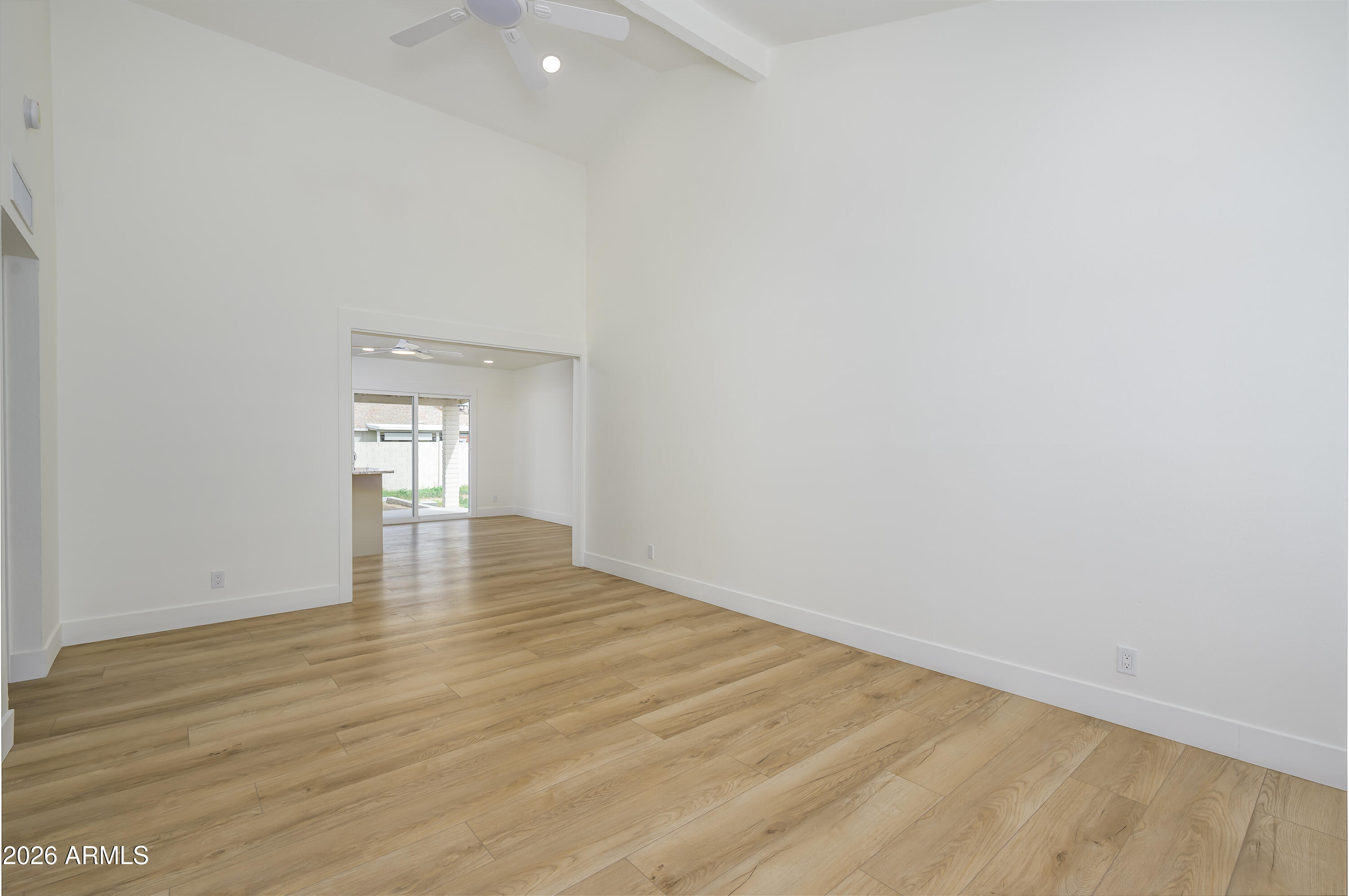 1132 W LAGUNA AZUL Avenue