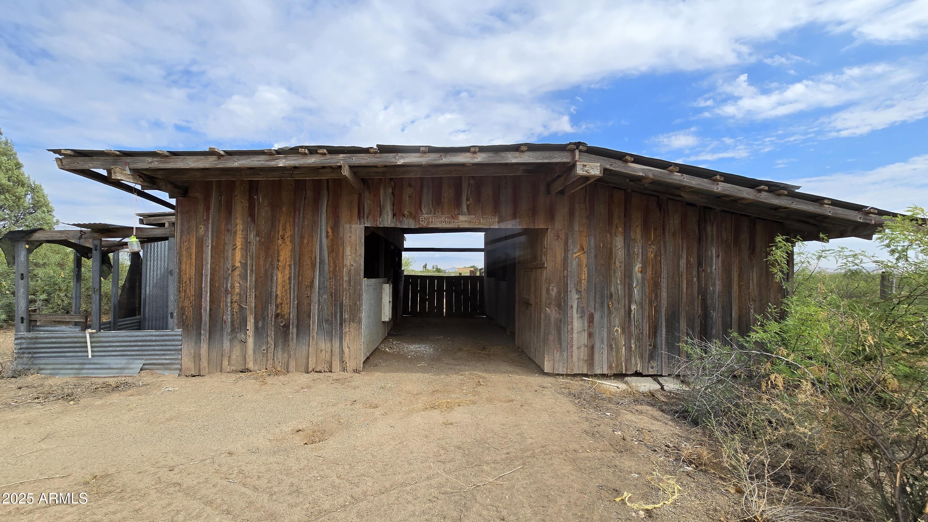 5008 N JOE HINES Road