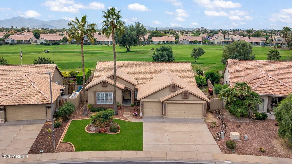 Photo of 13369 W Wilshire Drive, Goodyear, AZ 85395 (MLS # 6987105)