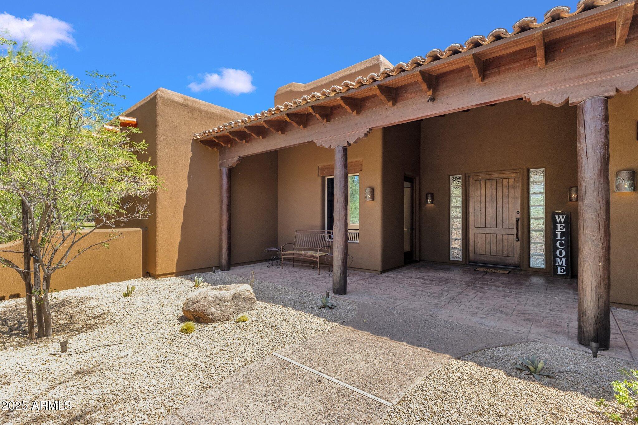 6111 E RED BIRD Road