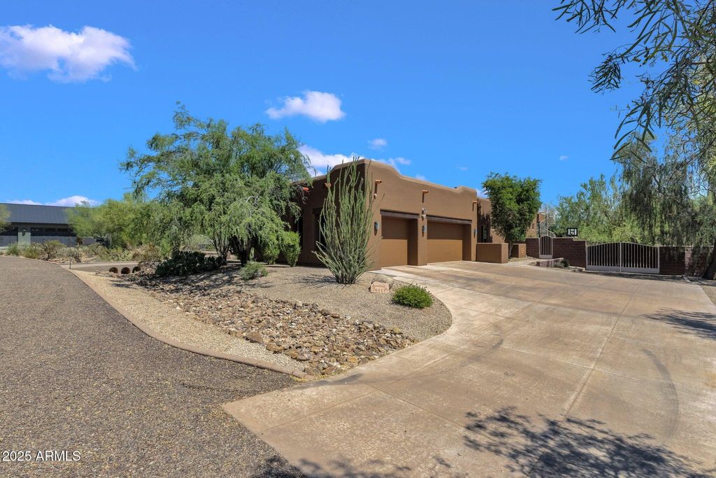 Photo of 6111 E Red Bird Road, Scottsdale, AZ 85266 (MLS # 6888253)