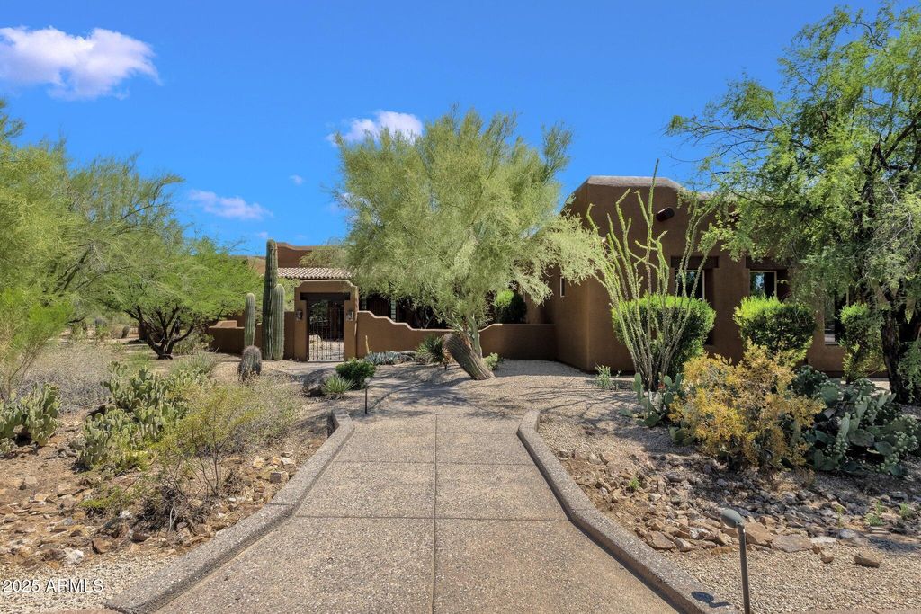 Photo of 6111 E Red Bird Road, Scottsdale, AZ 85266 (MLS # 6888253)
