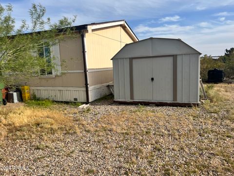 A home in Tonopah