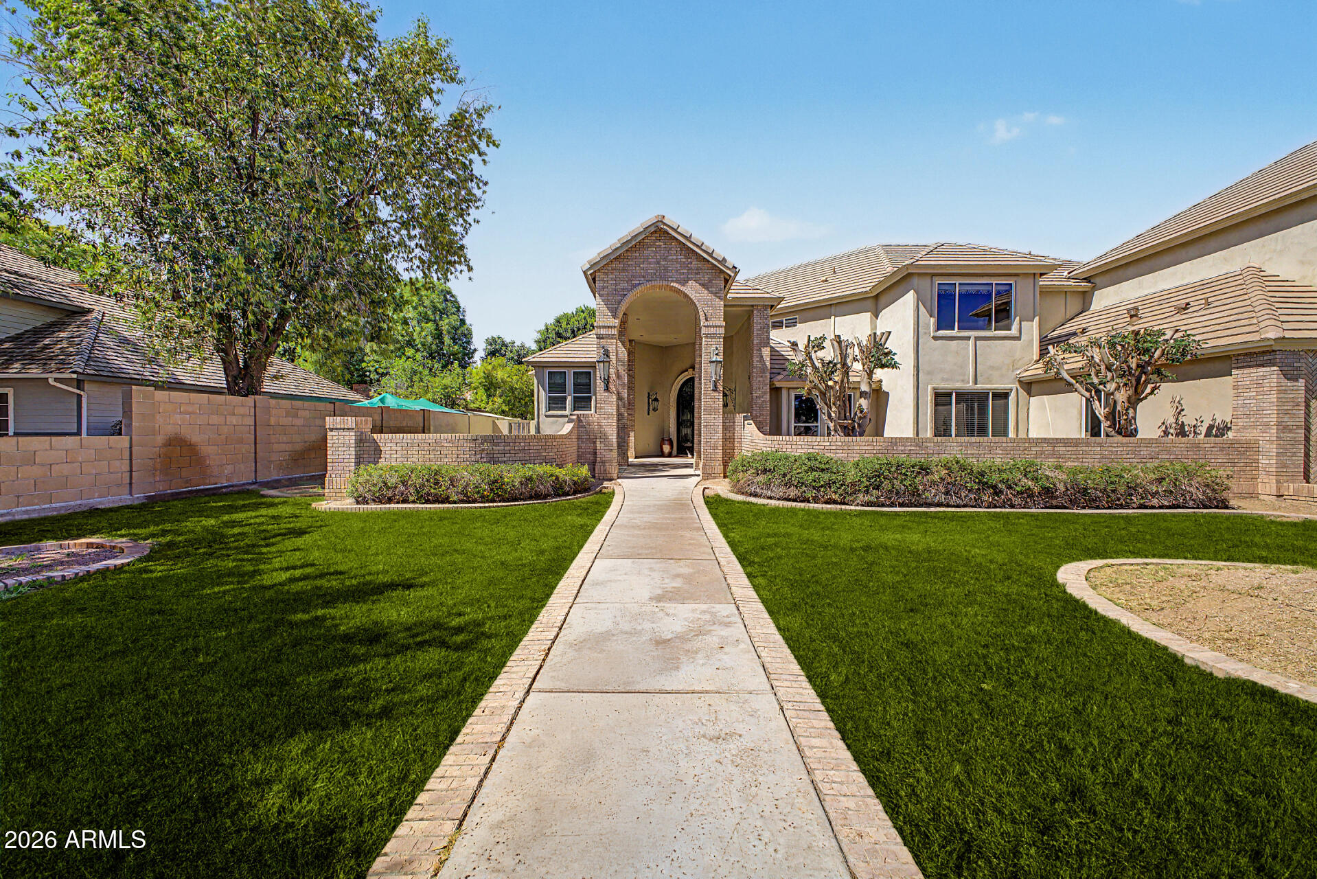 2266 E MALLORY Circle