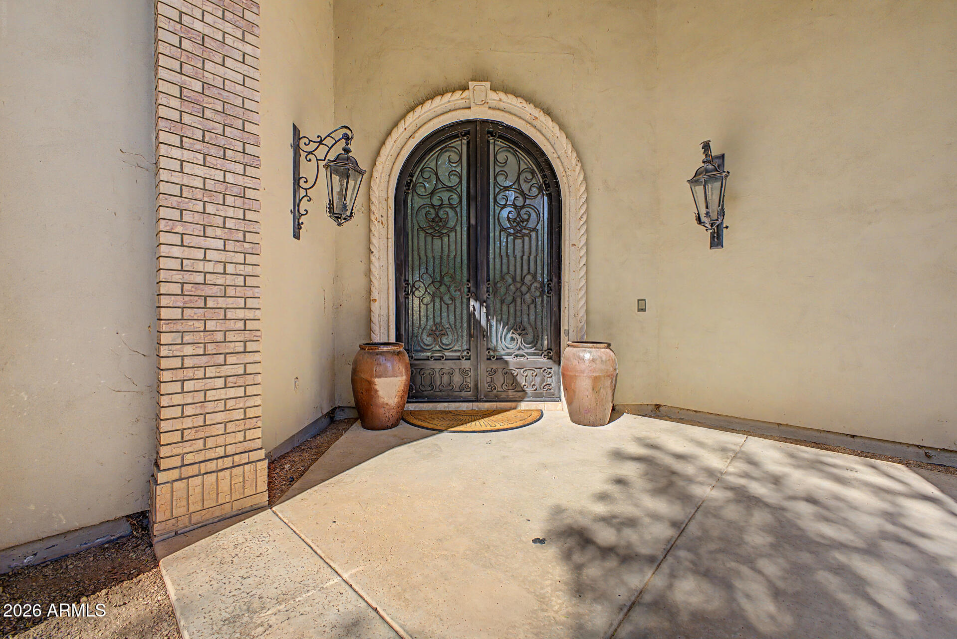 2266 E MALLORY Circle