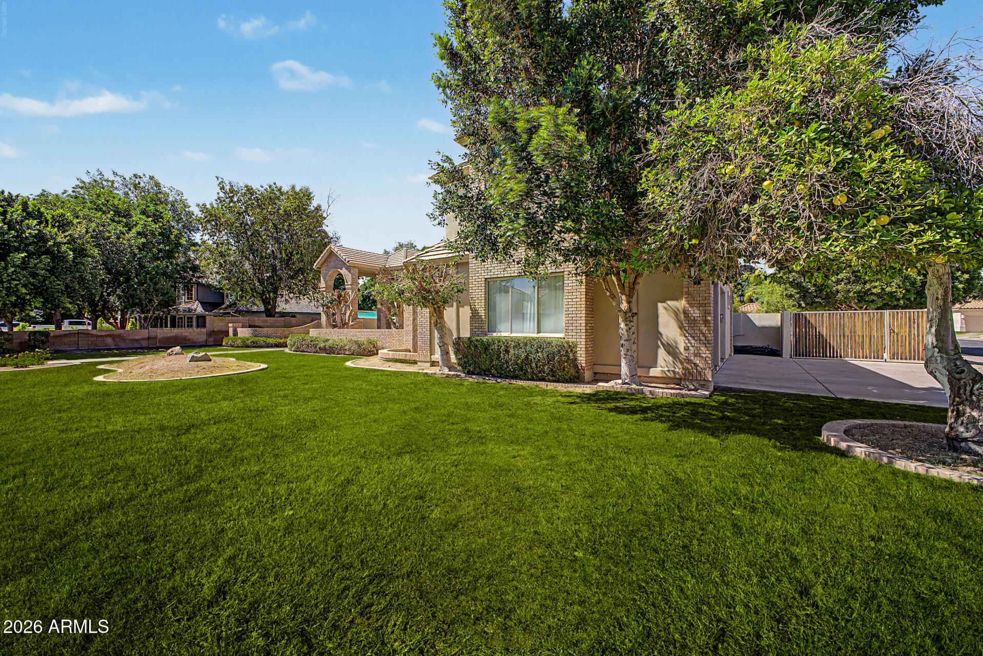 2266 E MALLORY Circle