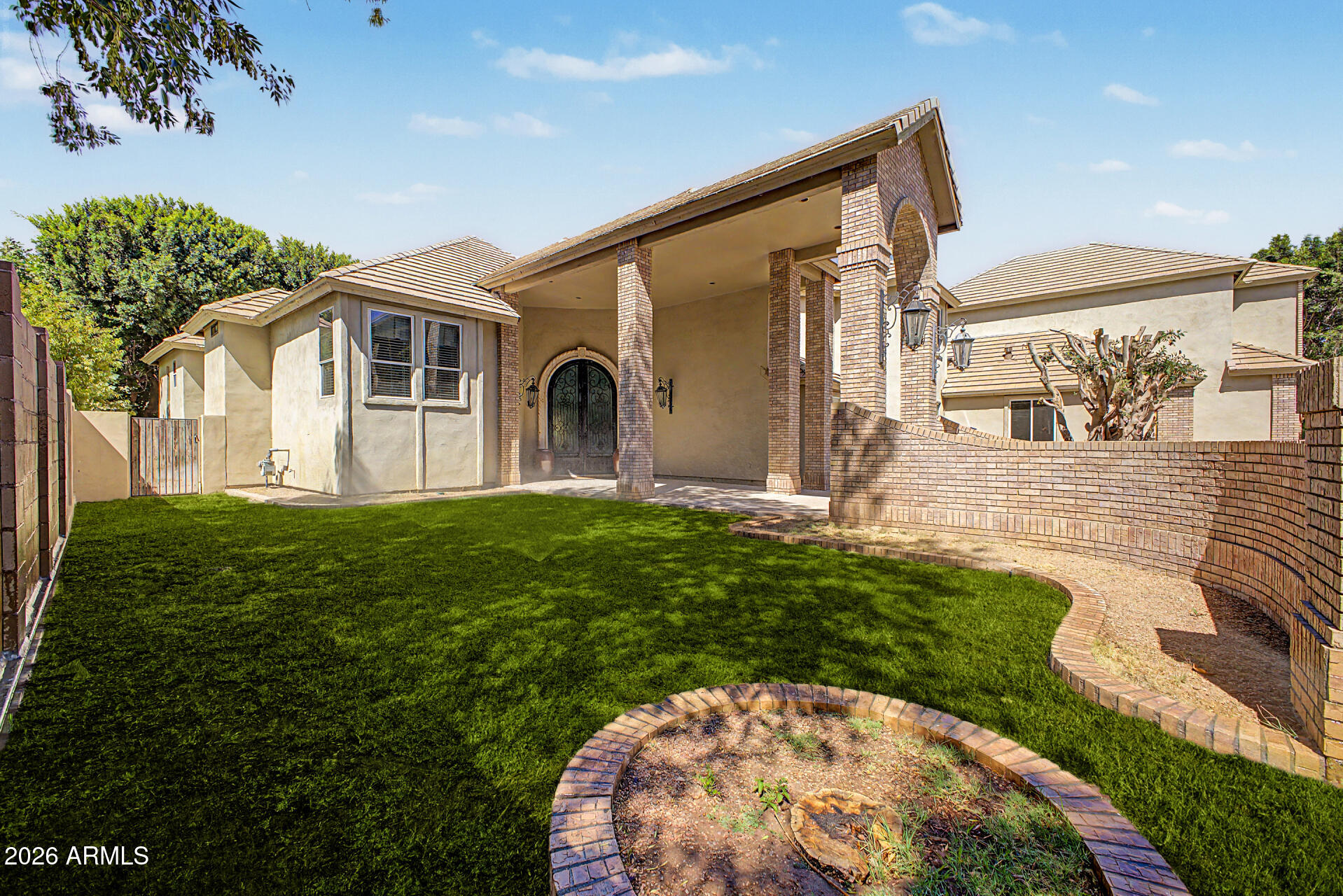 2266 E MALLORY Circle