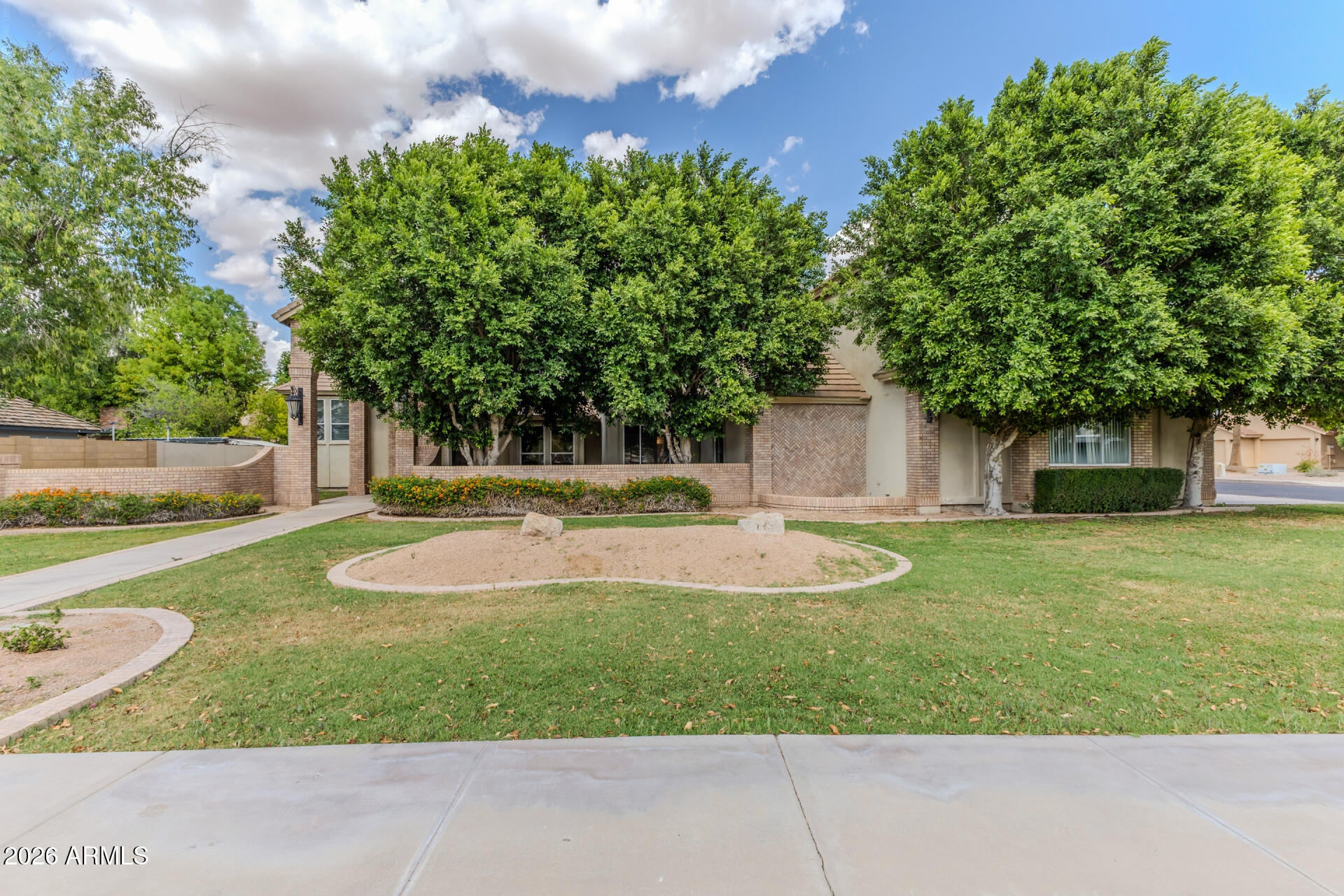 2266 E MALLORY Circle