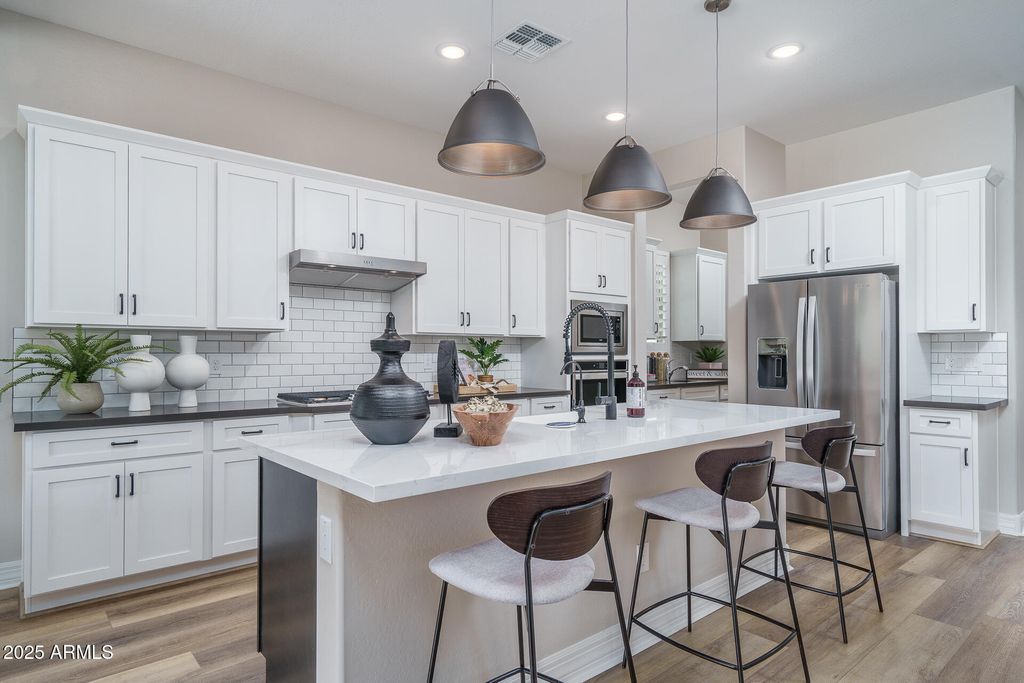 Photo of 20968 W Pasadena Avenue, Buckeye, AZ 85396 (MLS # 6916204)
