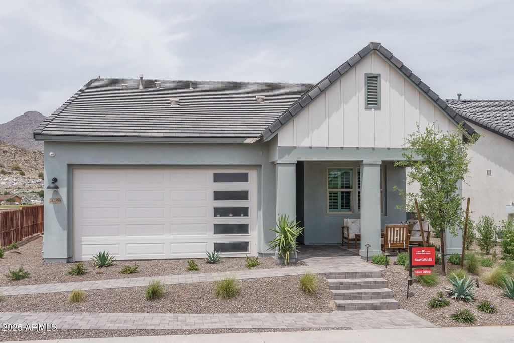 Photo of 20968 W Pasadena Avenue, Buckeye, AZ 85396 (MLS # 6916204)