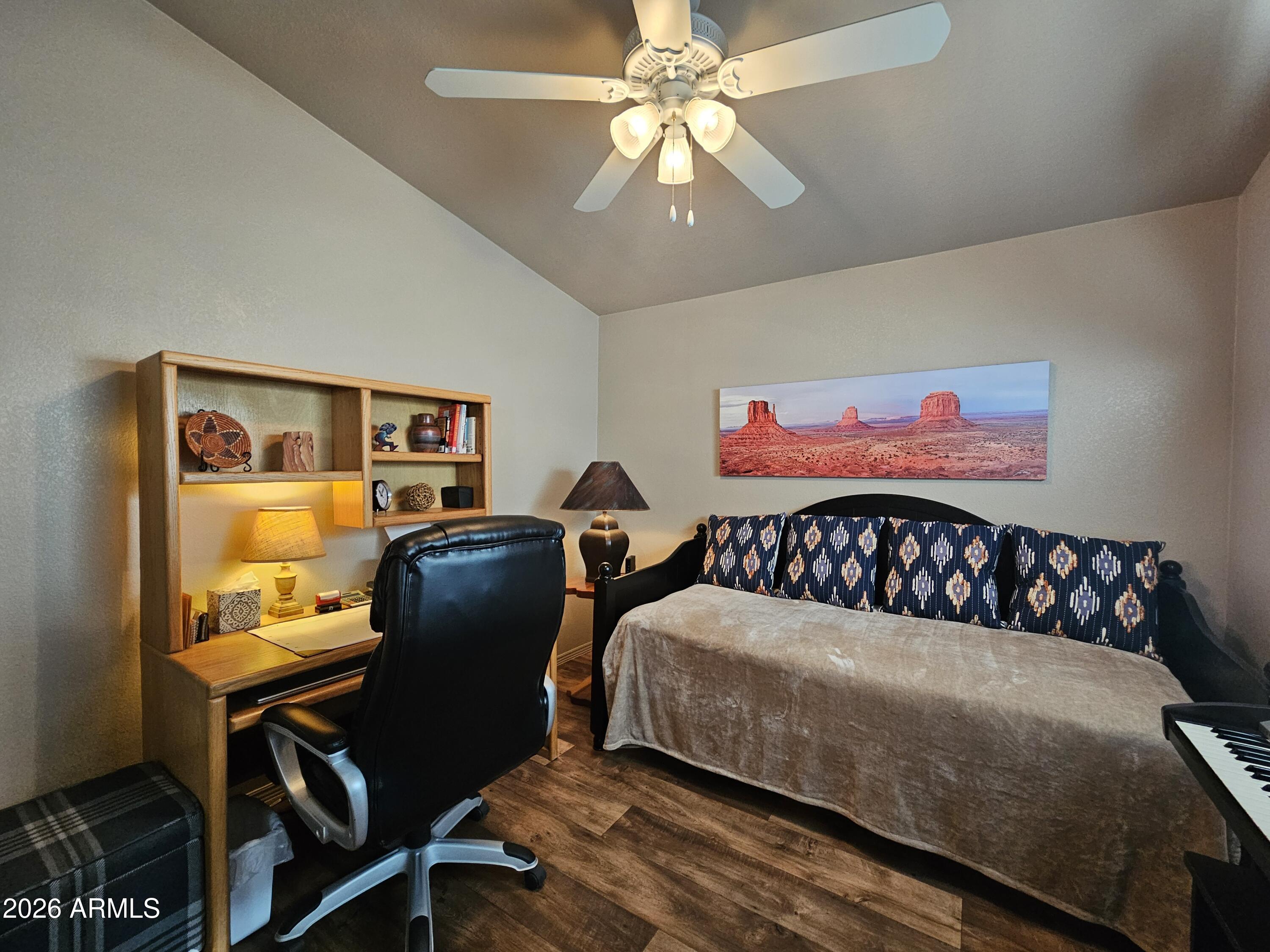 650 N Hawes Road 4625