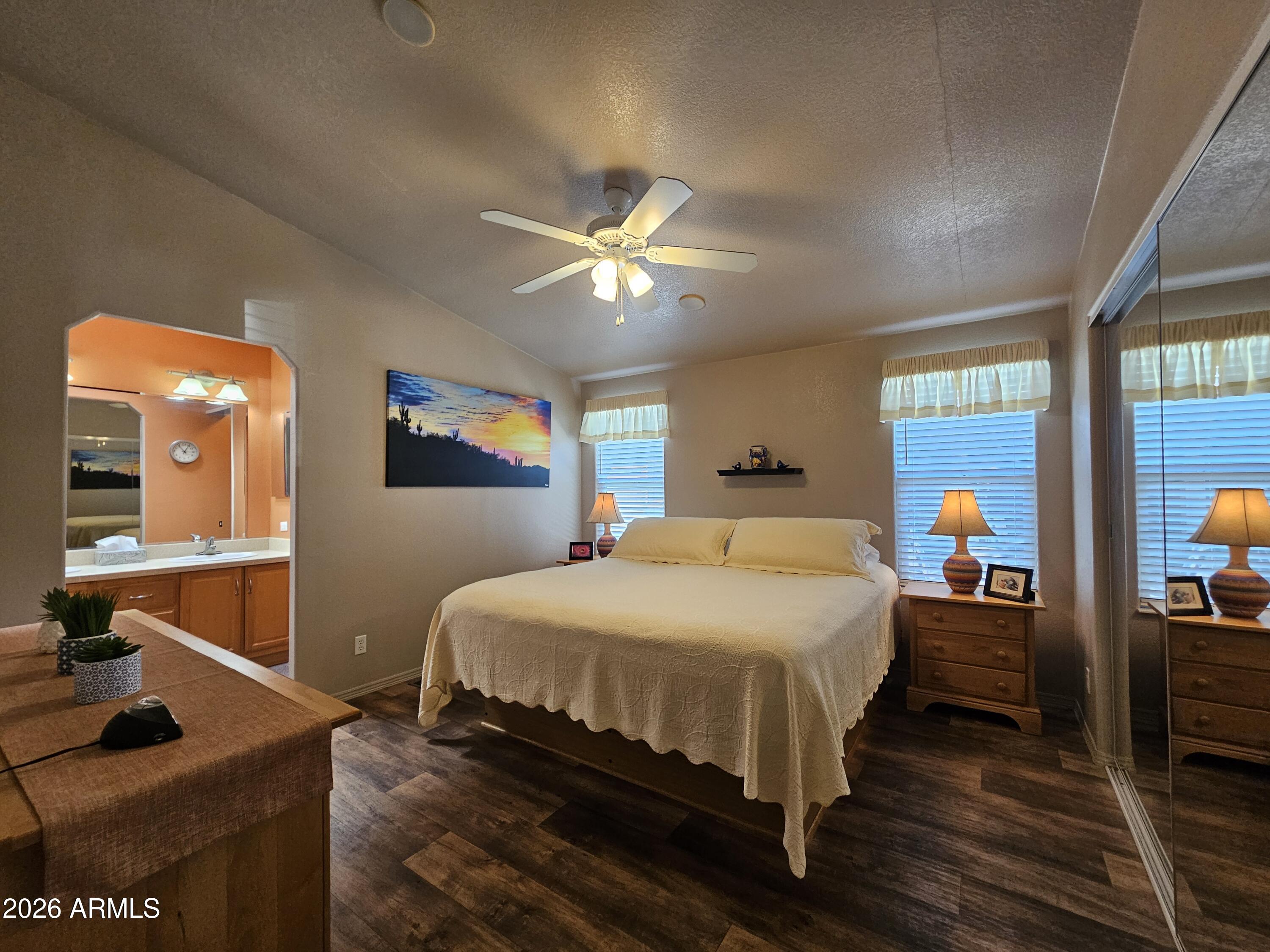 650 N Hawes Road 4625