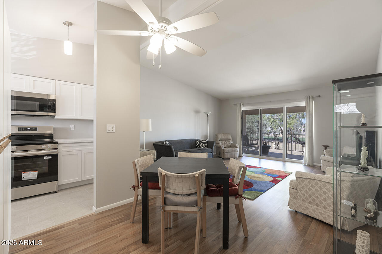 10822 N FAIRWAY Court W 218