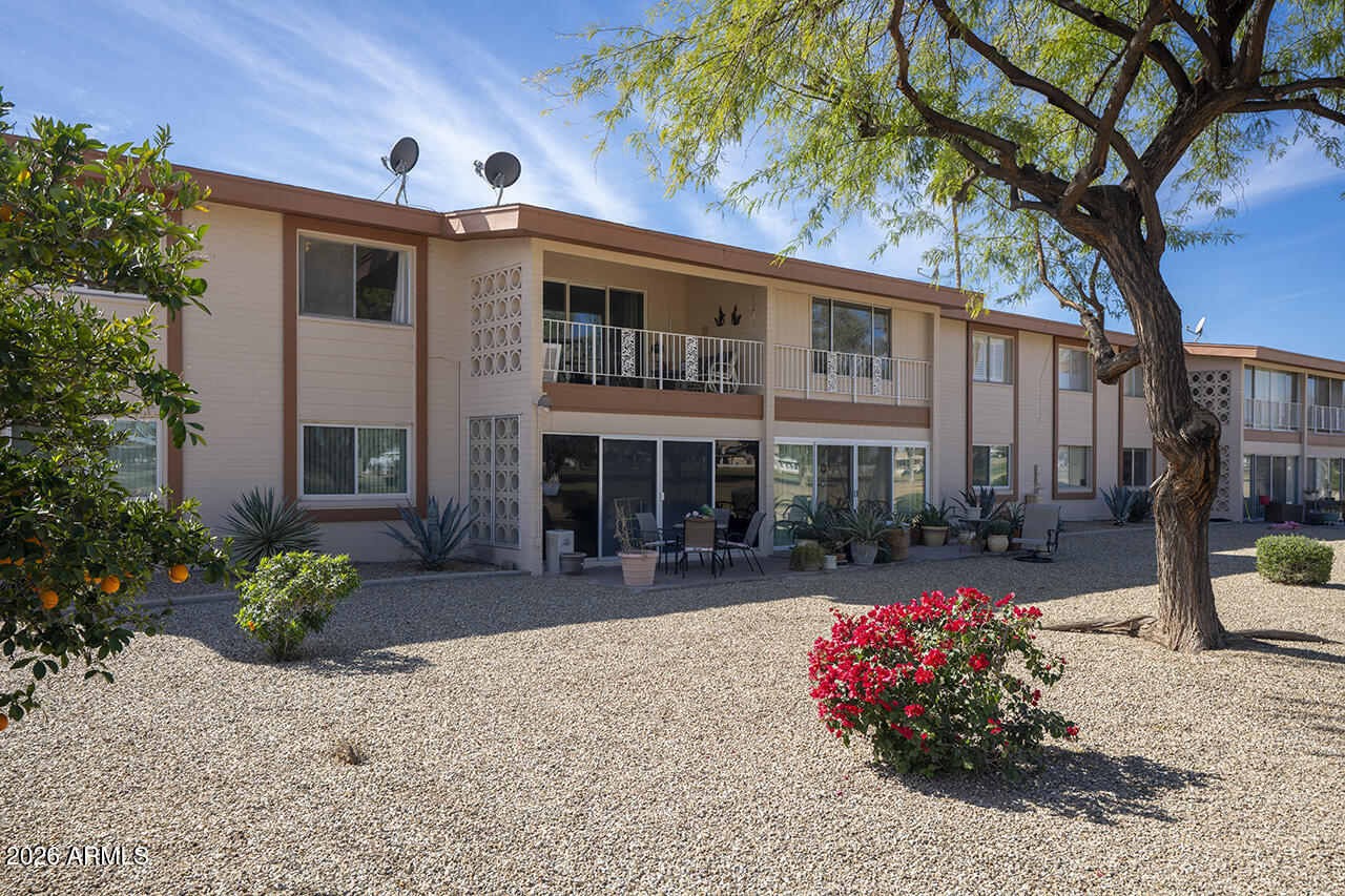 10822 N FAIRWAY Court W 218