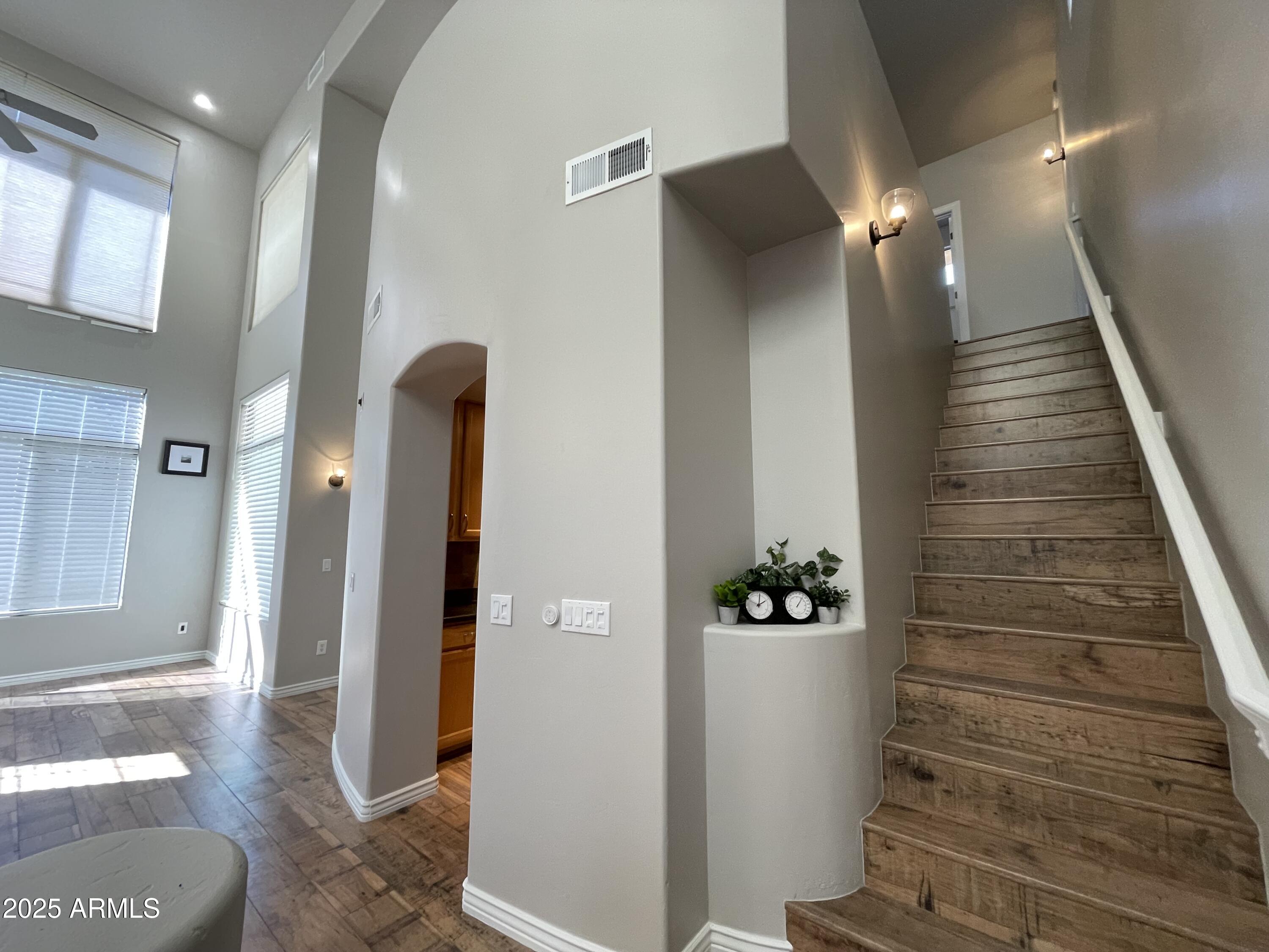 14450 N THOMPSON PEAK Parkway 212