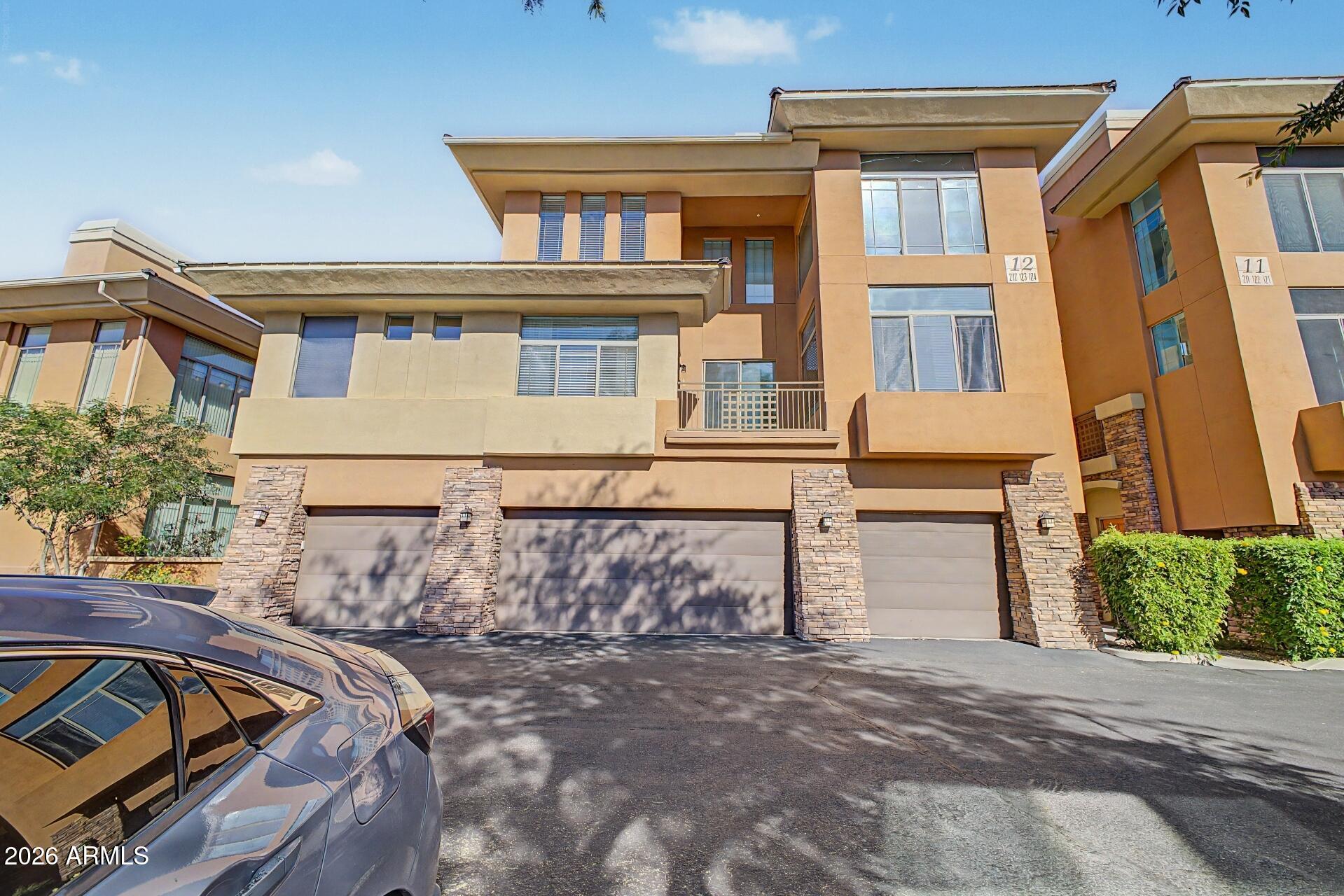 14450 N THOMPSON PEAK Parkway 212